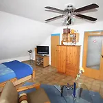 Проживание в семье Am -